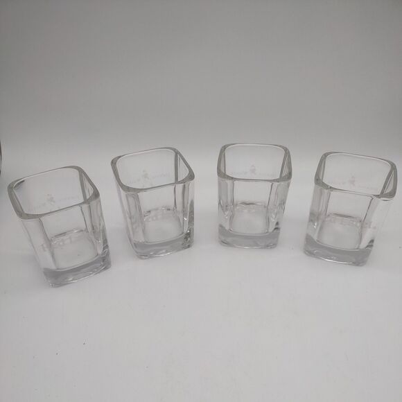 Johnnie Walker Red Label Scotch Whiskey Square Glasses Set of 4 Boxed - Picture 1 of 11